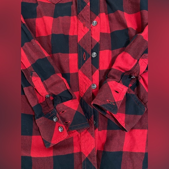 True Religion women’s red/black flannel - Picture 10 of 10